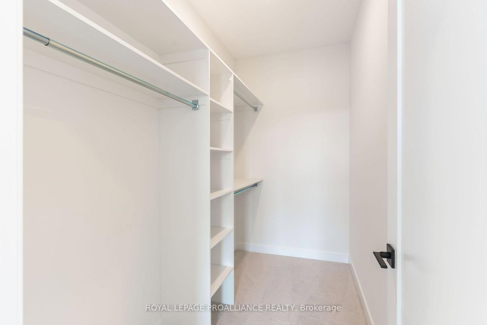 1076 Moore Street • Brockville, ON photo 36