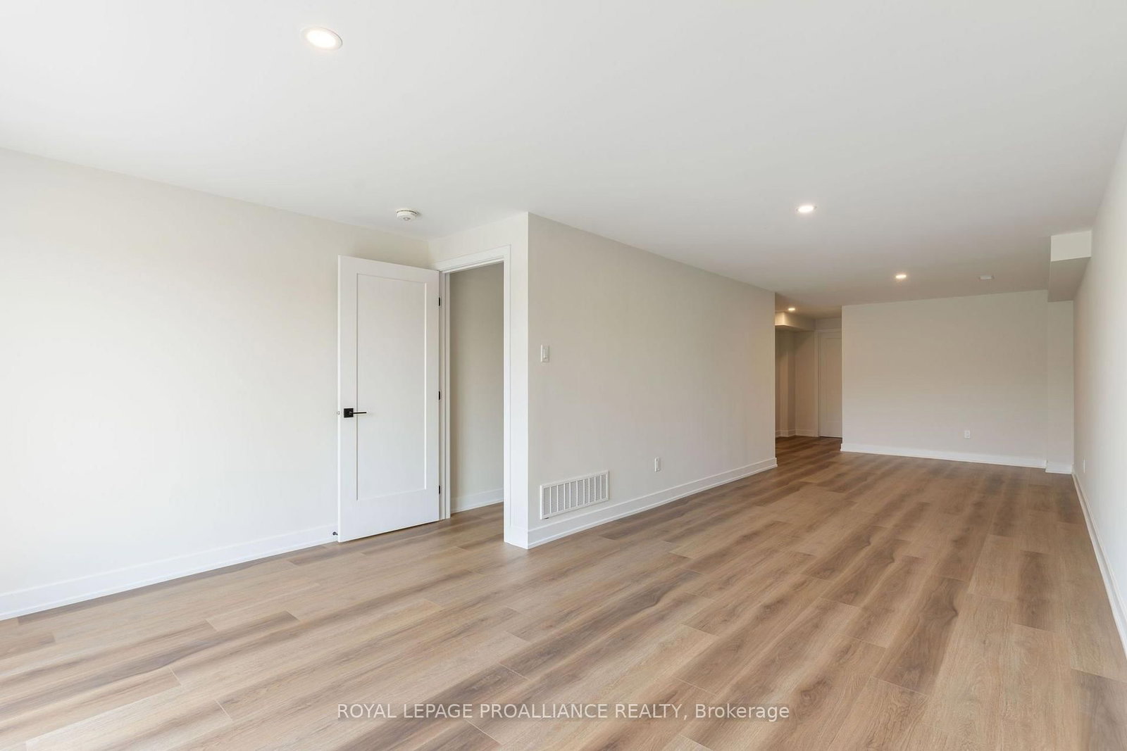 1076 Moore Street • Brockville, ON photo 39