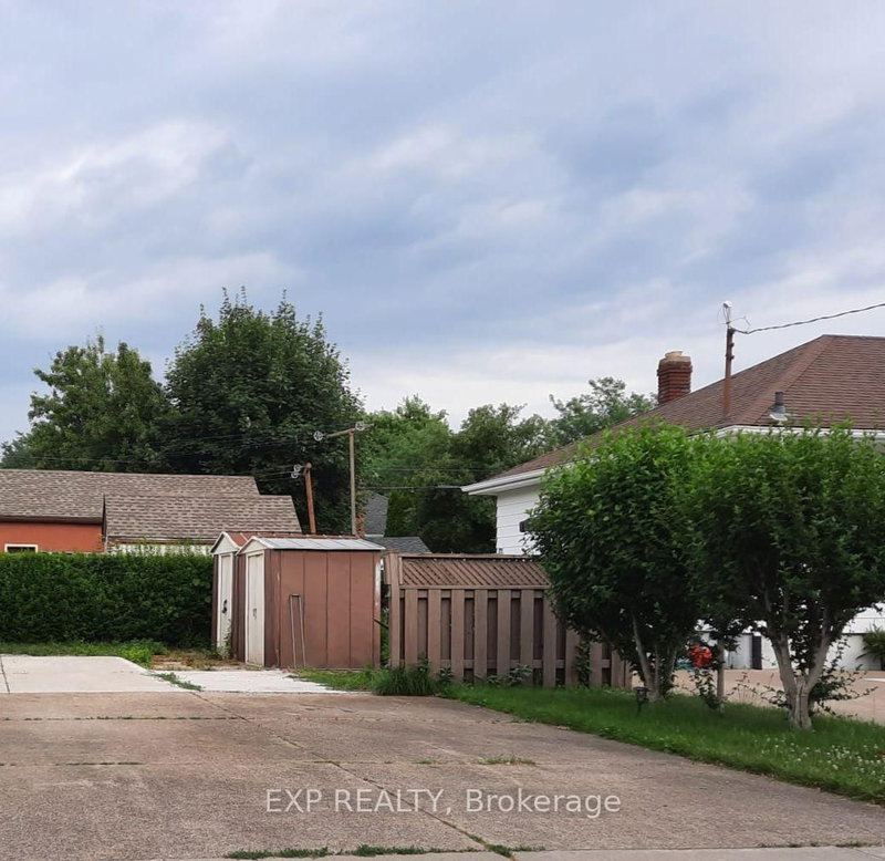 Lower - 92 Margery Avenue