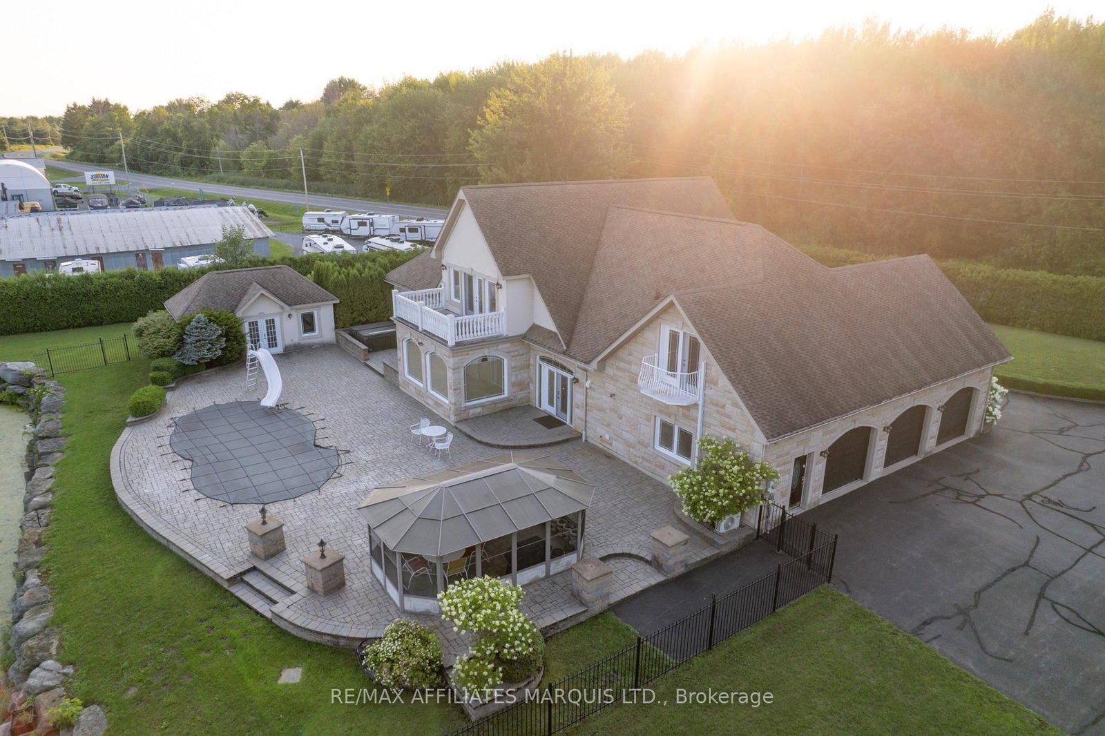 20190 COUNTY RD 2 Road • South Glengarry, ON photo 20