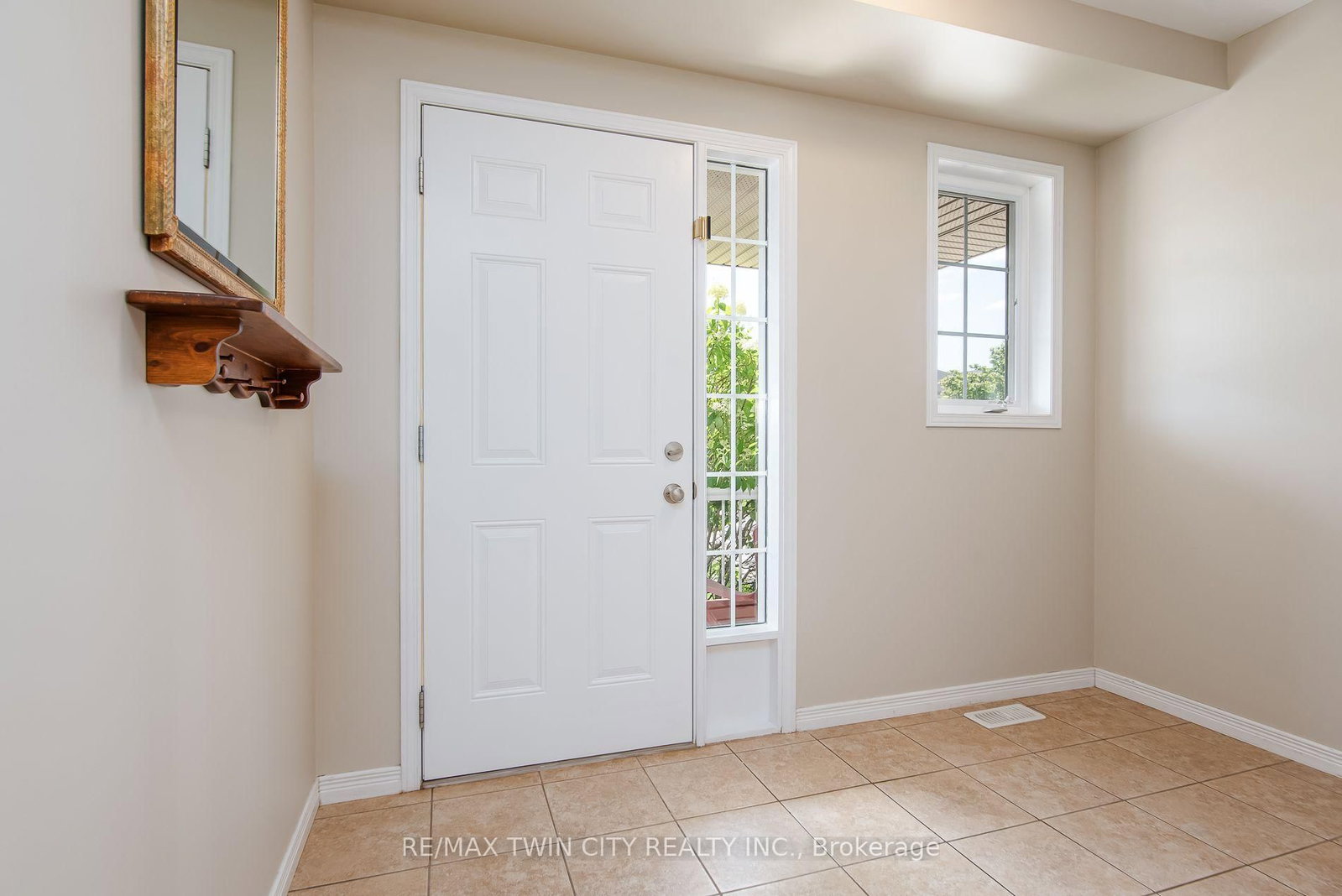 24 Joseph Lichti Lane • Wilmot, ON photo 13
