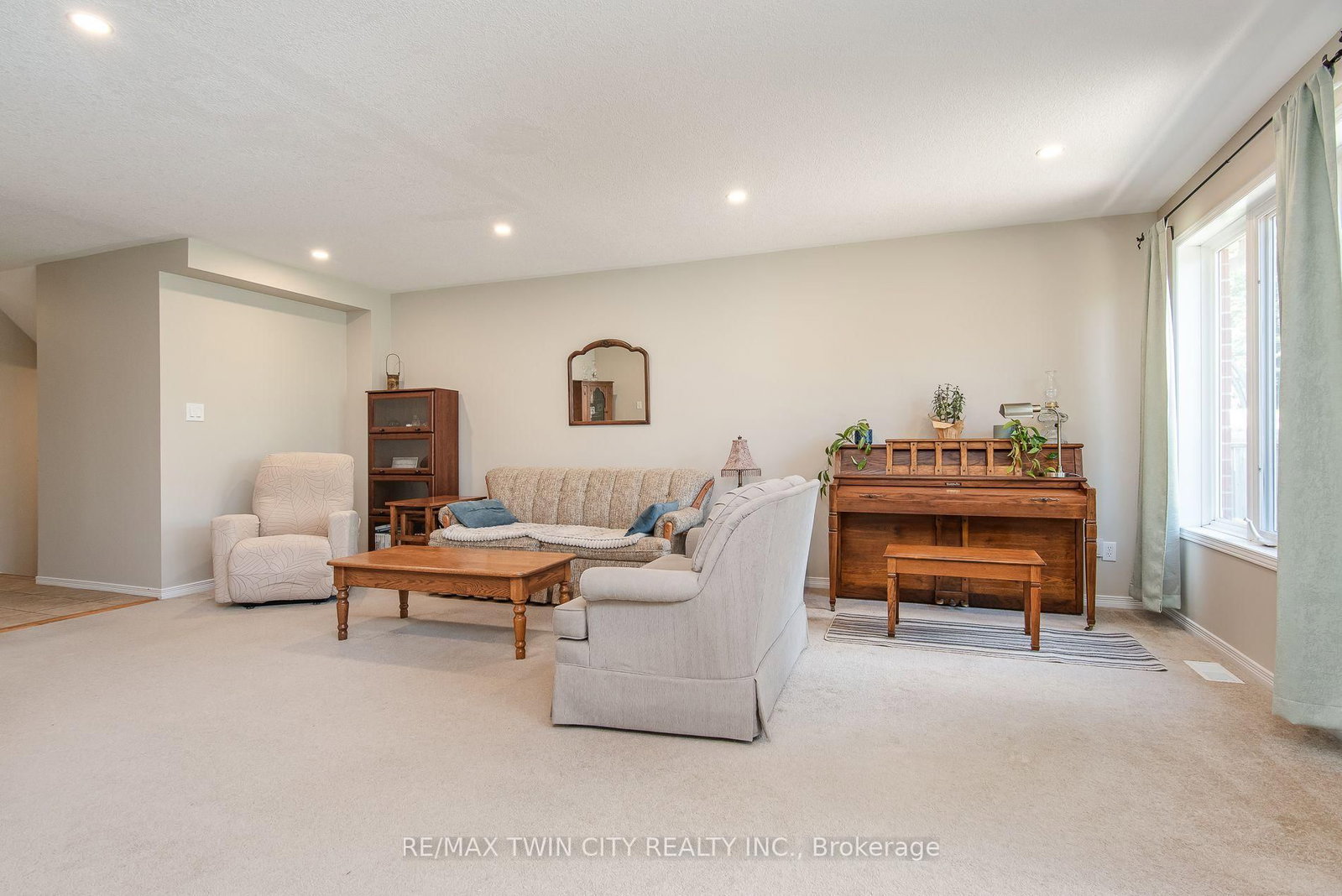 24 Joseph Lichti Lane • Wilmot, ON photo 17
