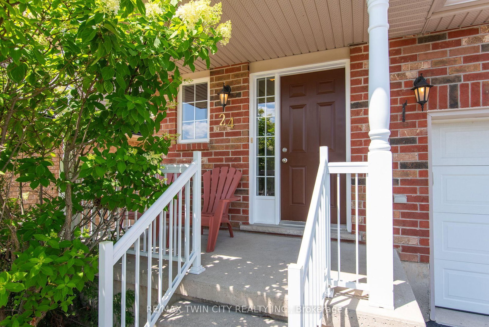 24 Joseph Lichti Lane • Wilmot, ON photo 4