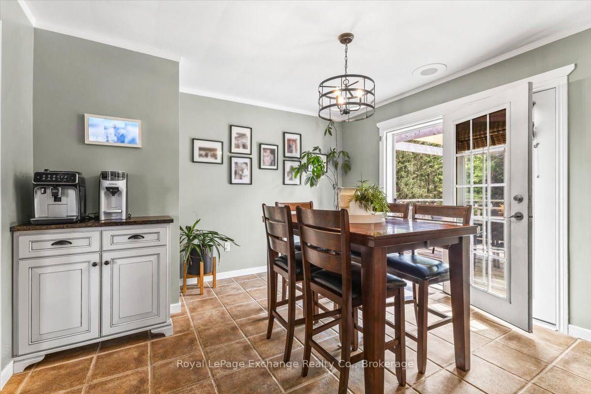377 Princes Street S • Kincardine, ON photo 10