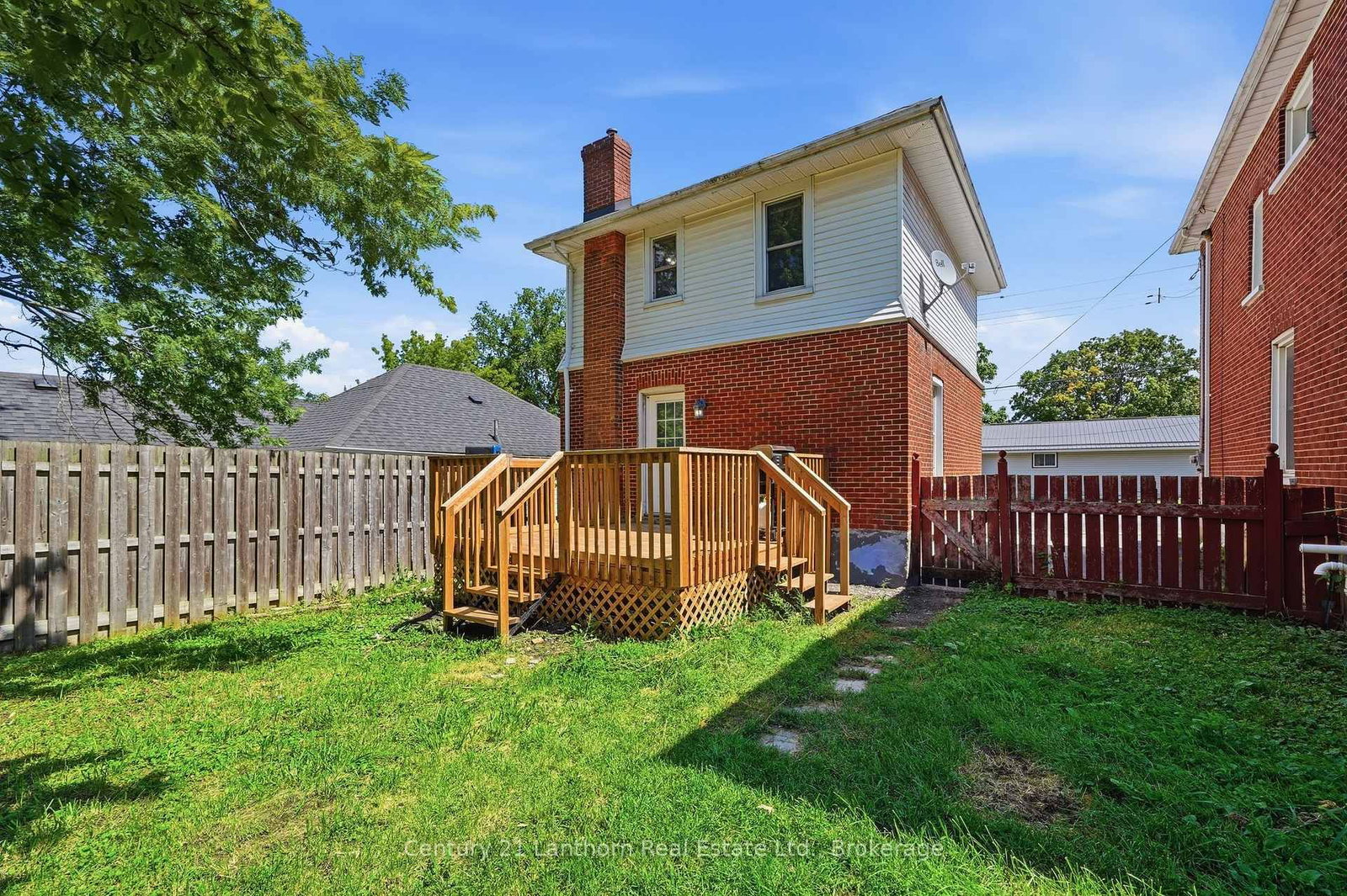 8 BETTES Street • Belleville, ON photo 39