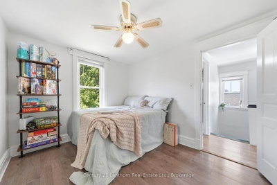 8 BETTES Street • Belleville, ON photo 4