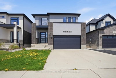 40 Locky Lane • Middlesex Centre, ON photo 2