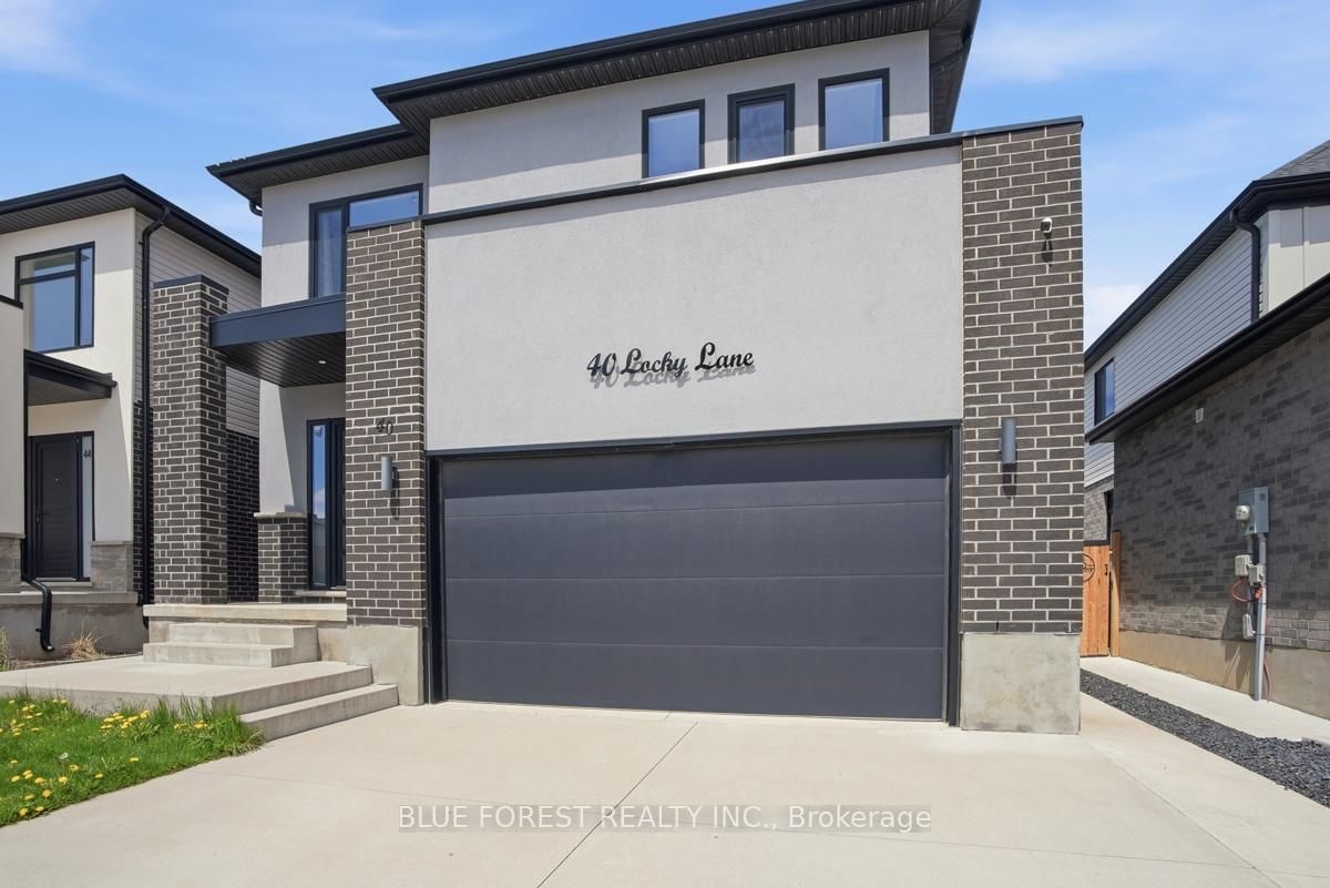 40 Locky Lane • Middlesex Centre, ON photo 3