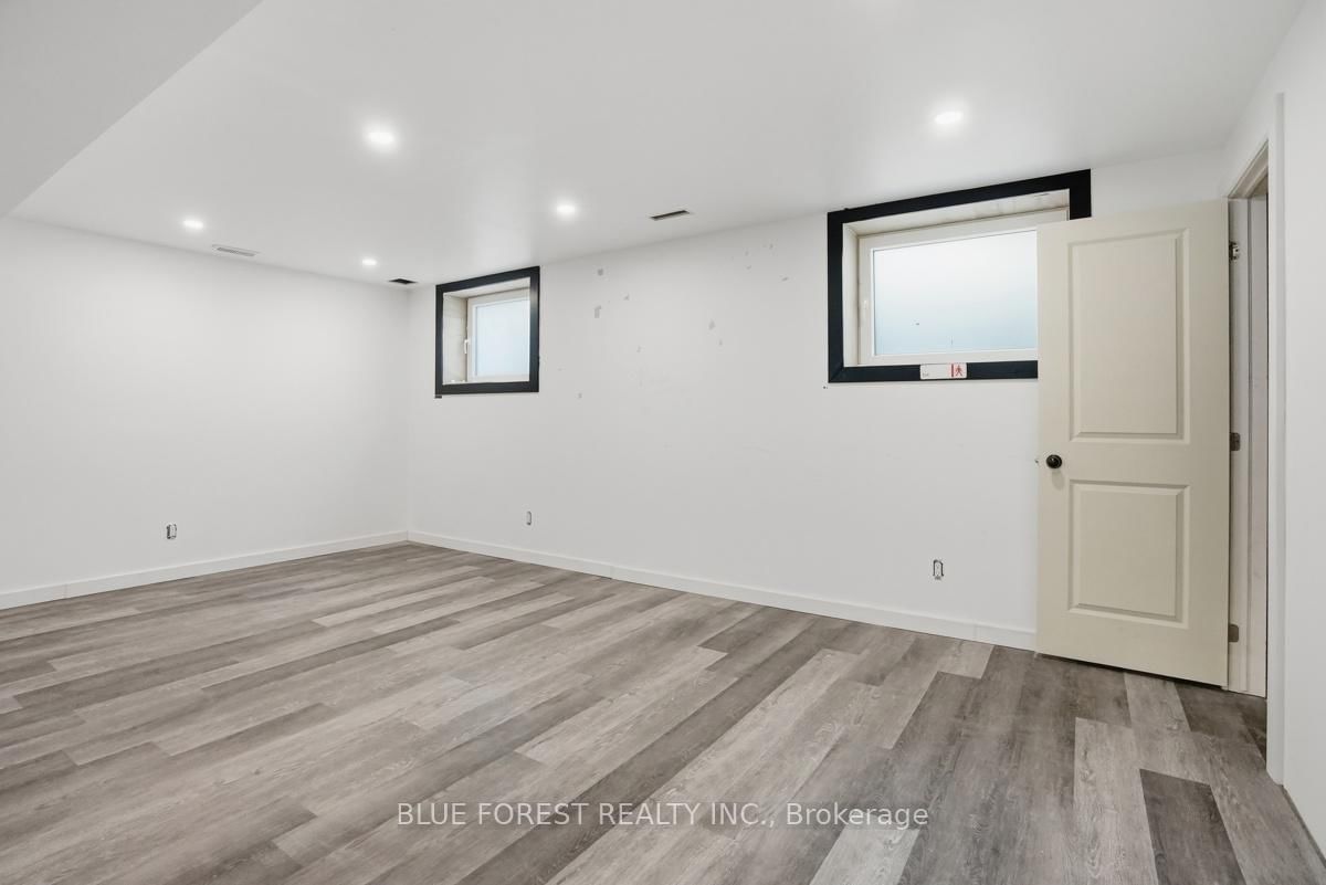 40 Locky Lane • Middlesex Centre, ON photo 30