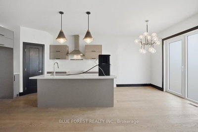 40 Locky Lane • Middlesex Centre, ON photo 8