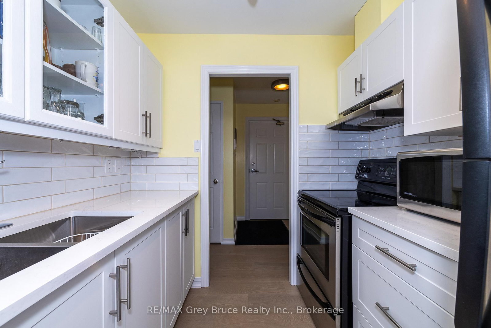 Listing Image 13