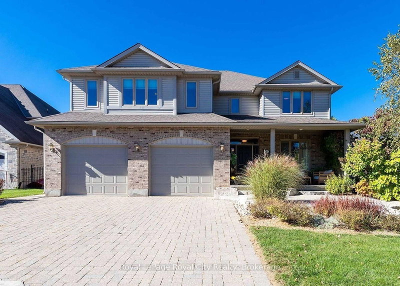 8 Zaduk Place