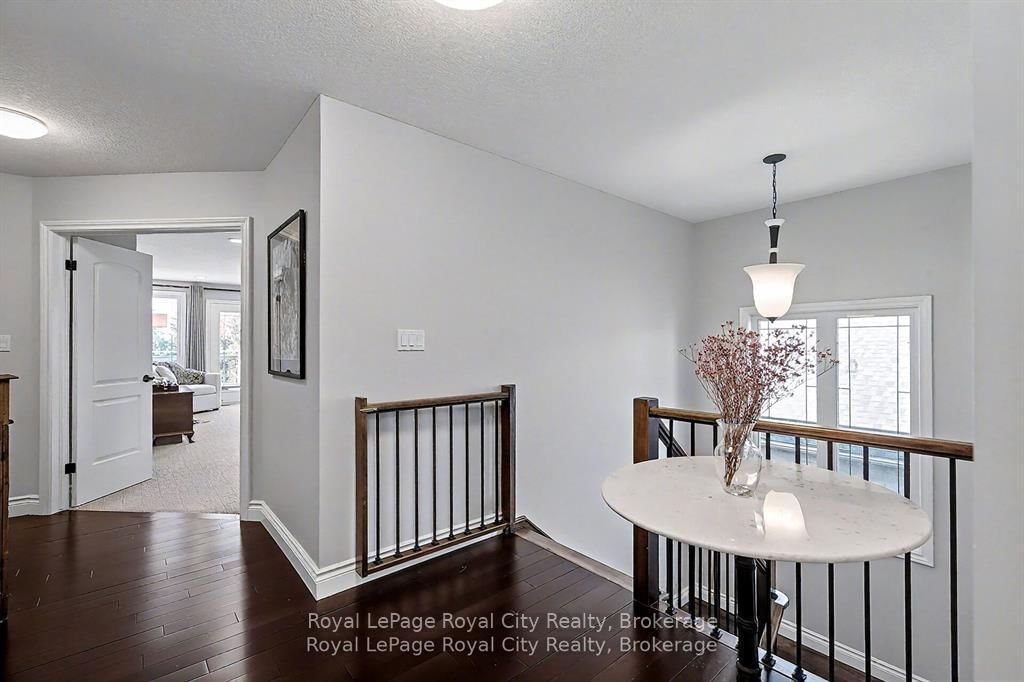 8 Zaduk Place • Guelph, ON photo 18
