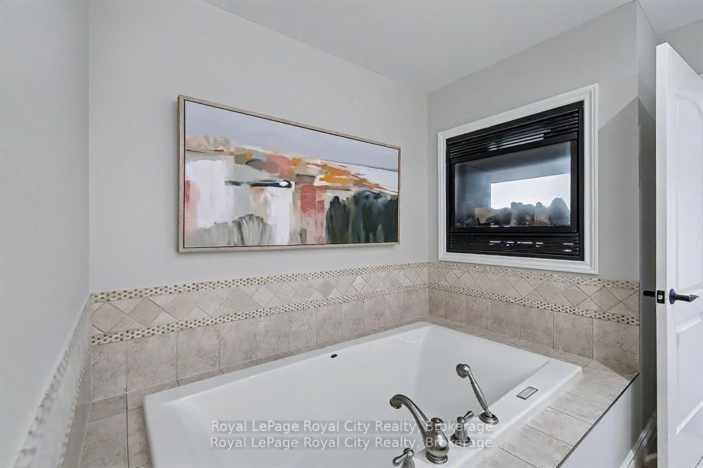 8 Zaduk Place • Guelph, ON photo 25