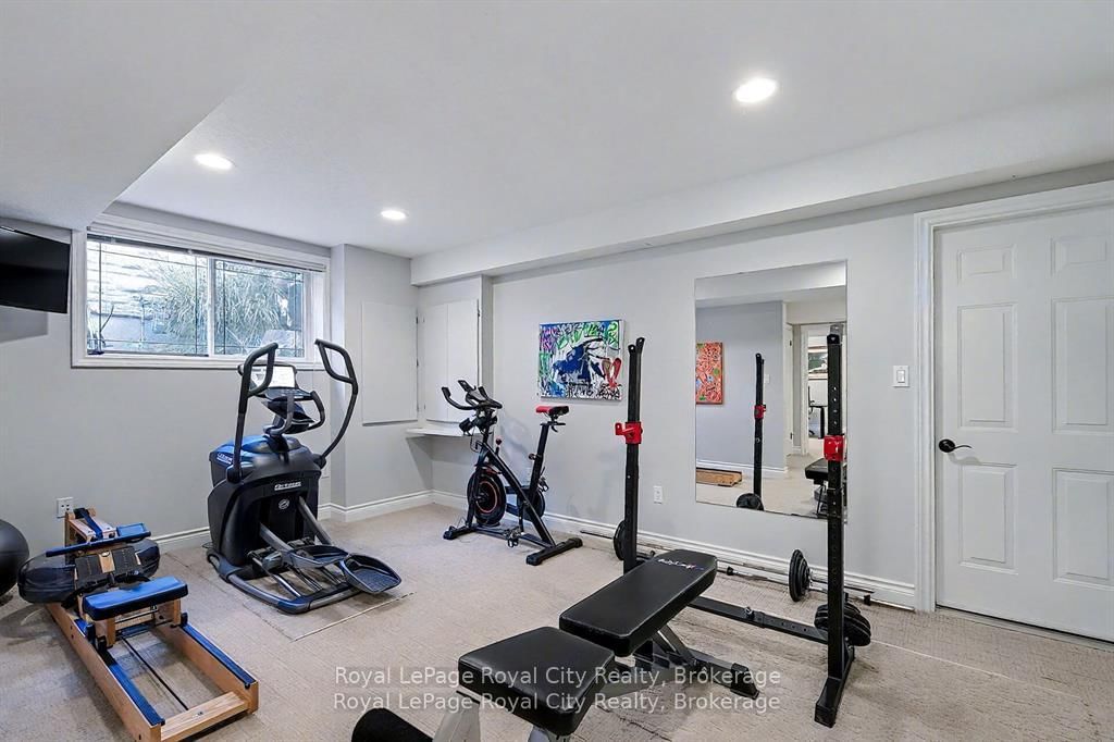 8 Zaduk Place • Guelph, ON photo 29