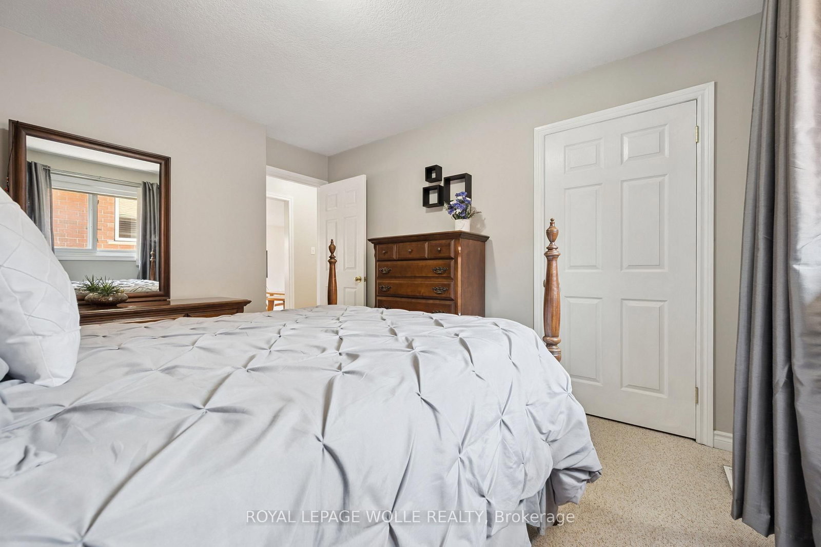 187 WESTCHESTER Drive • Waterloo, ON photo 17