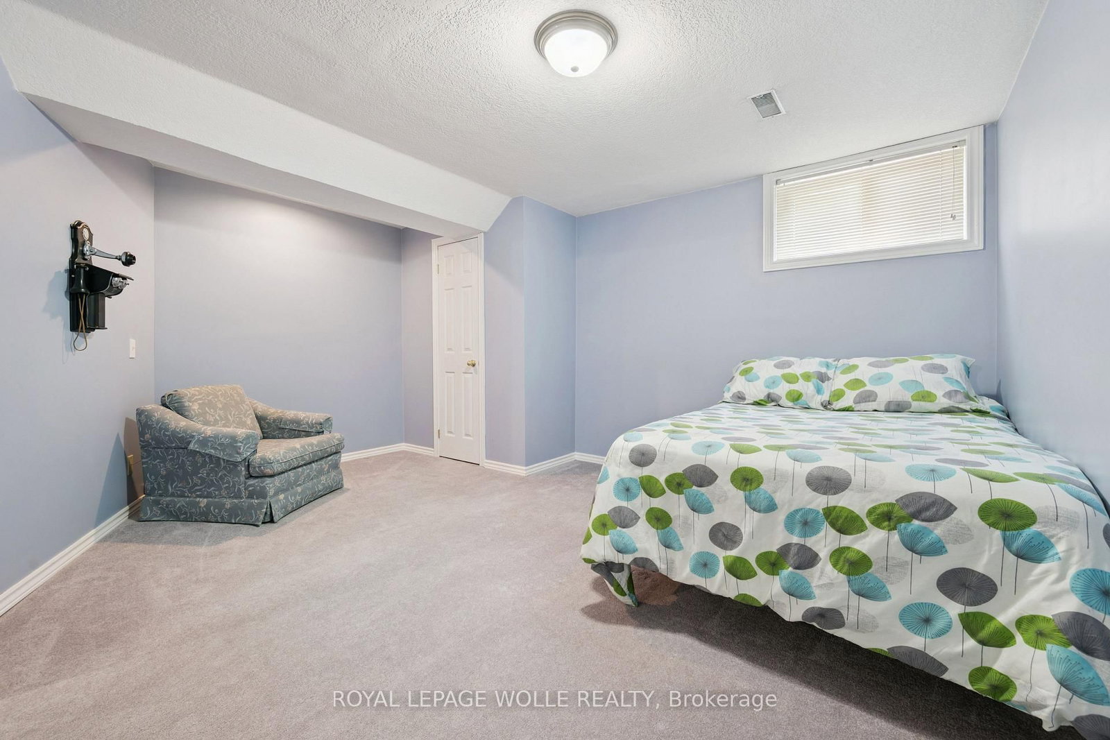 187 WESTCHESTER Drive • Waterloo, ON photo 27
