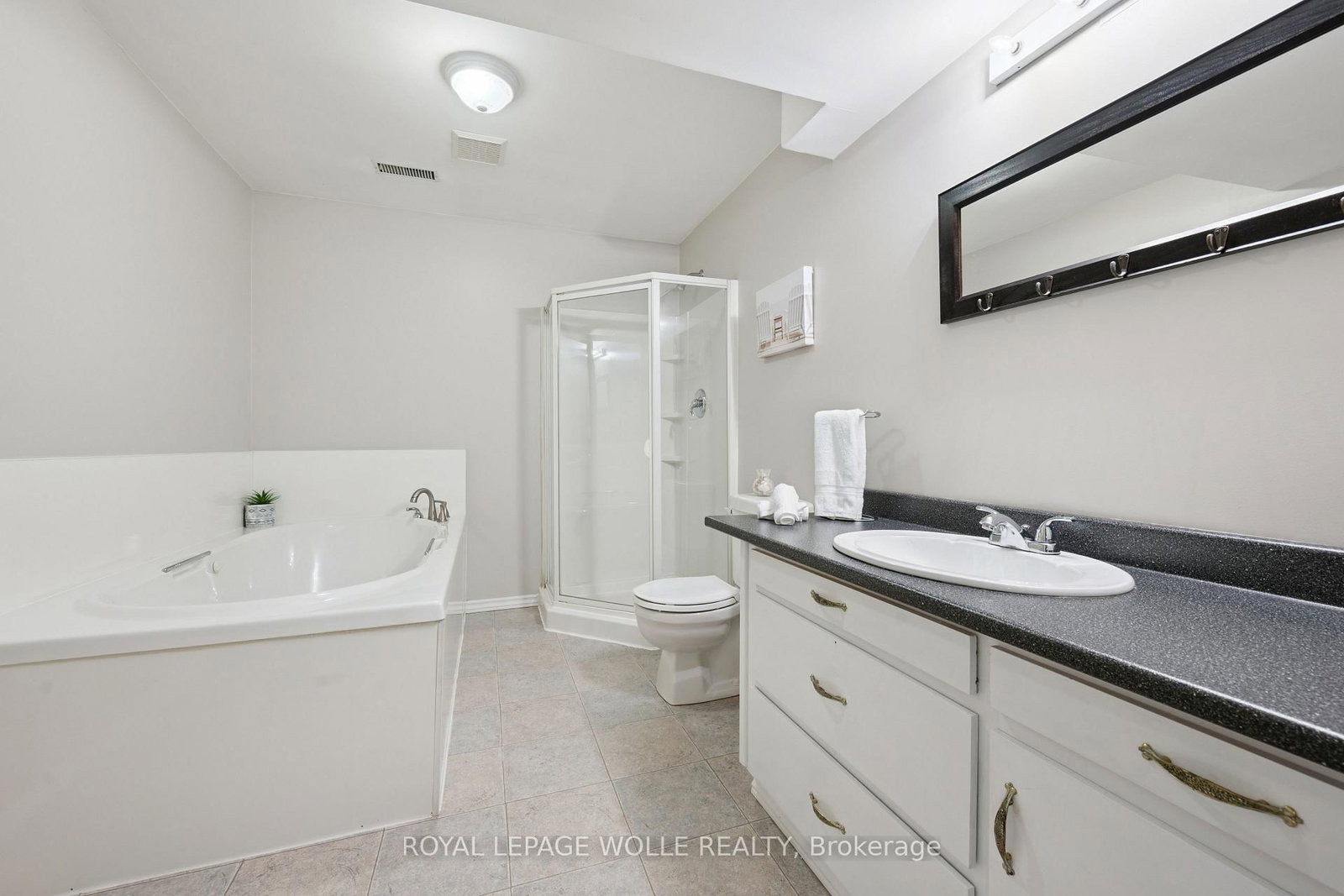 187 WESTCHESTER Drive • Waterloo, ON photo 28