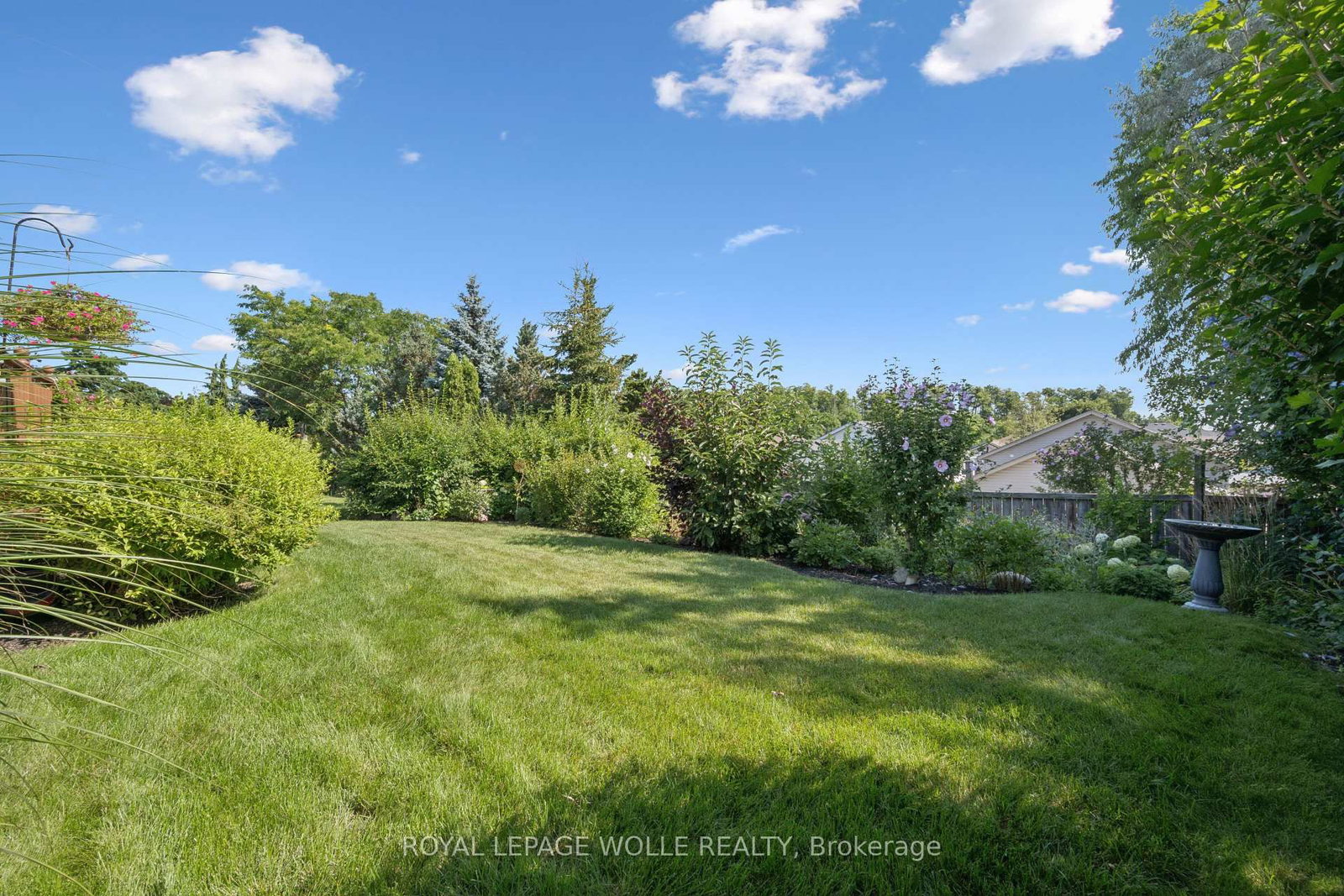 187 WESTCHESTER Drive • Waterloo, ON photo 32
