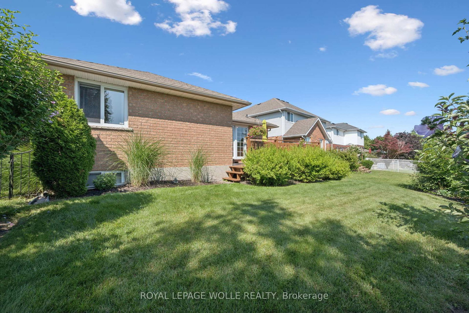 187 WESTCHESTER Drive • Waterloo, ON photo 33