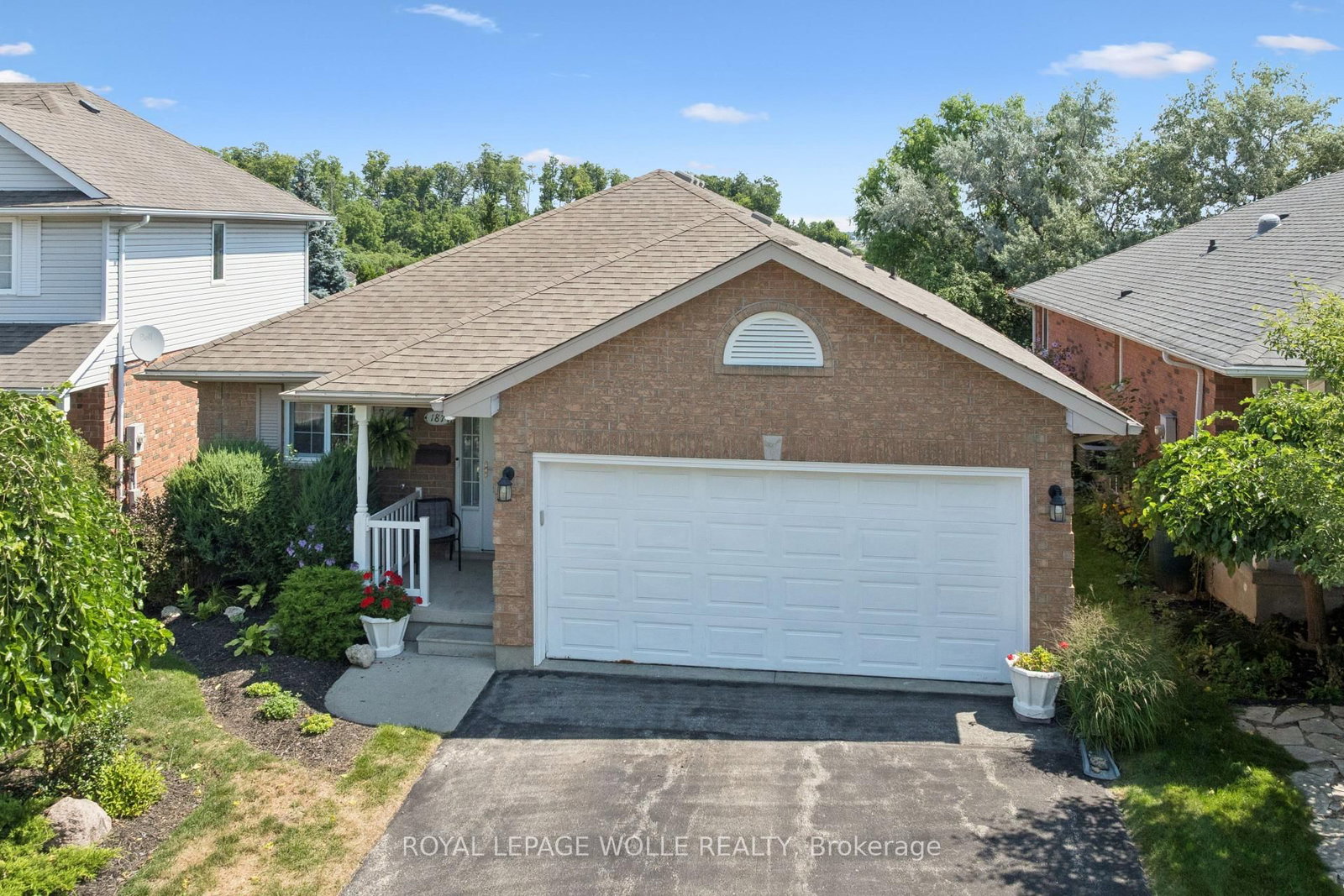 187 WESTCHESTER Drive • Waterloo, ON photo 37