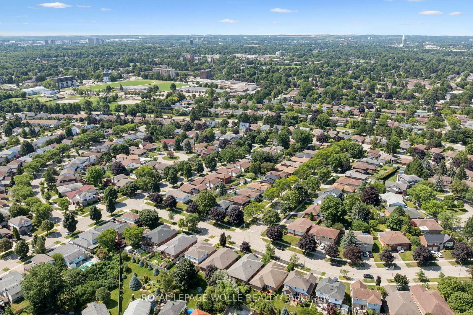 187 WESTCHESTER Drive • Waterloo, ON photo 41
