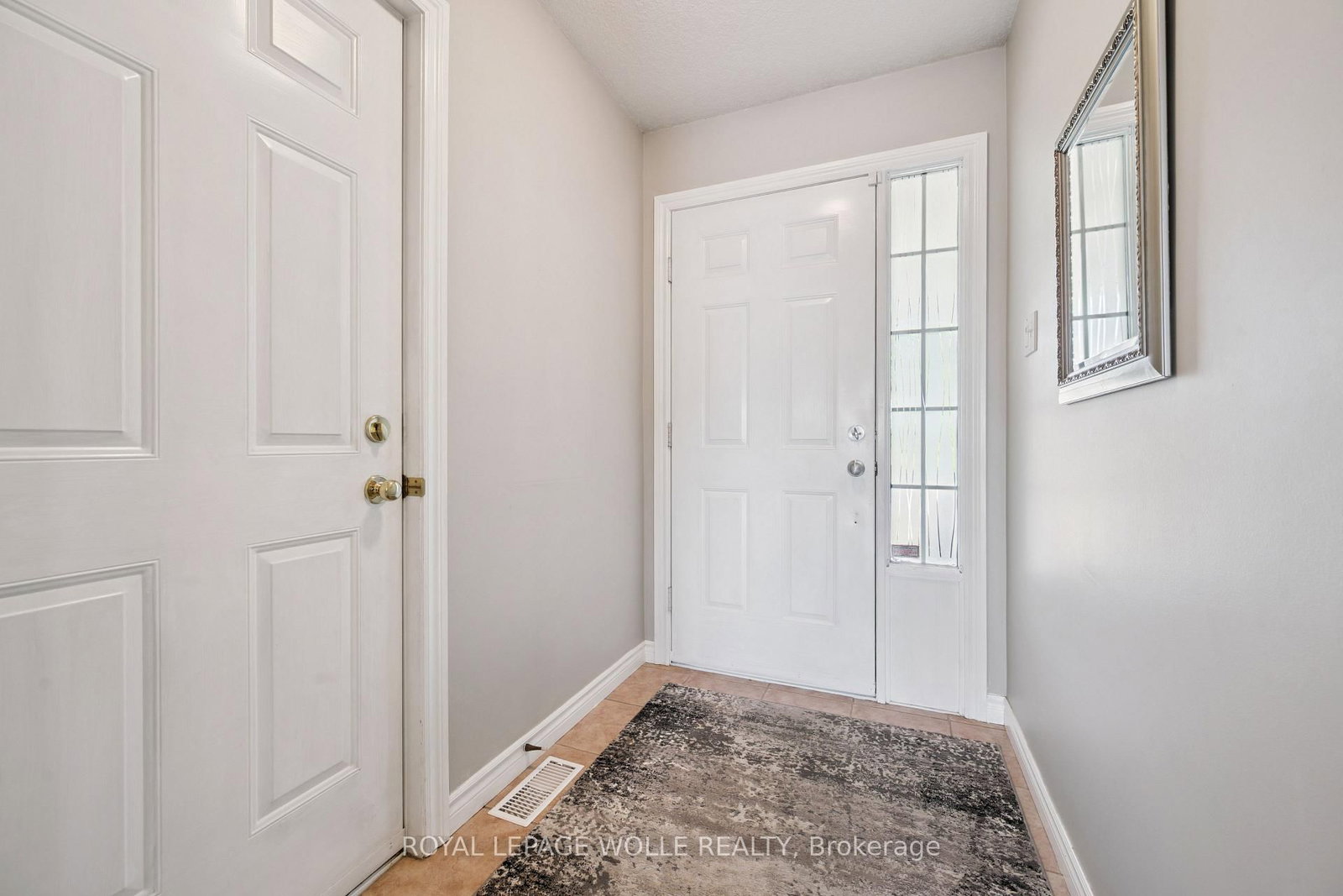 187 WESTCHESTER Drive • Waterloo, ON photo 6
