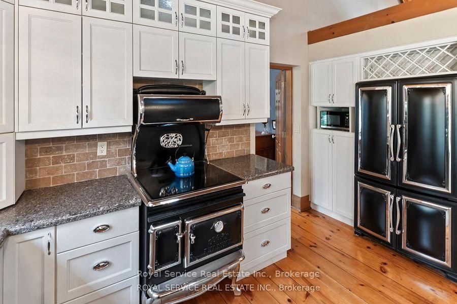 435 Bland Line • Cavan Monaghan, ON photo 14