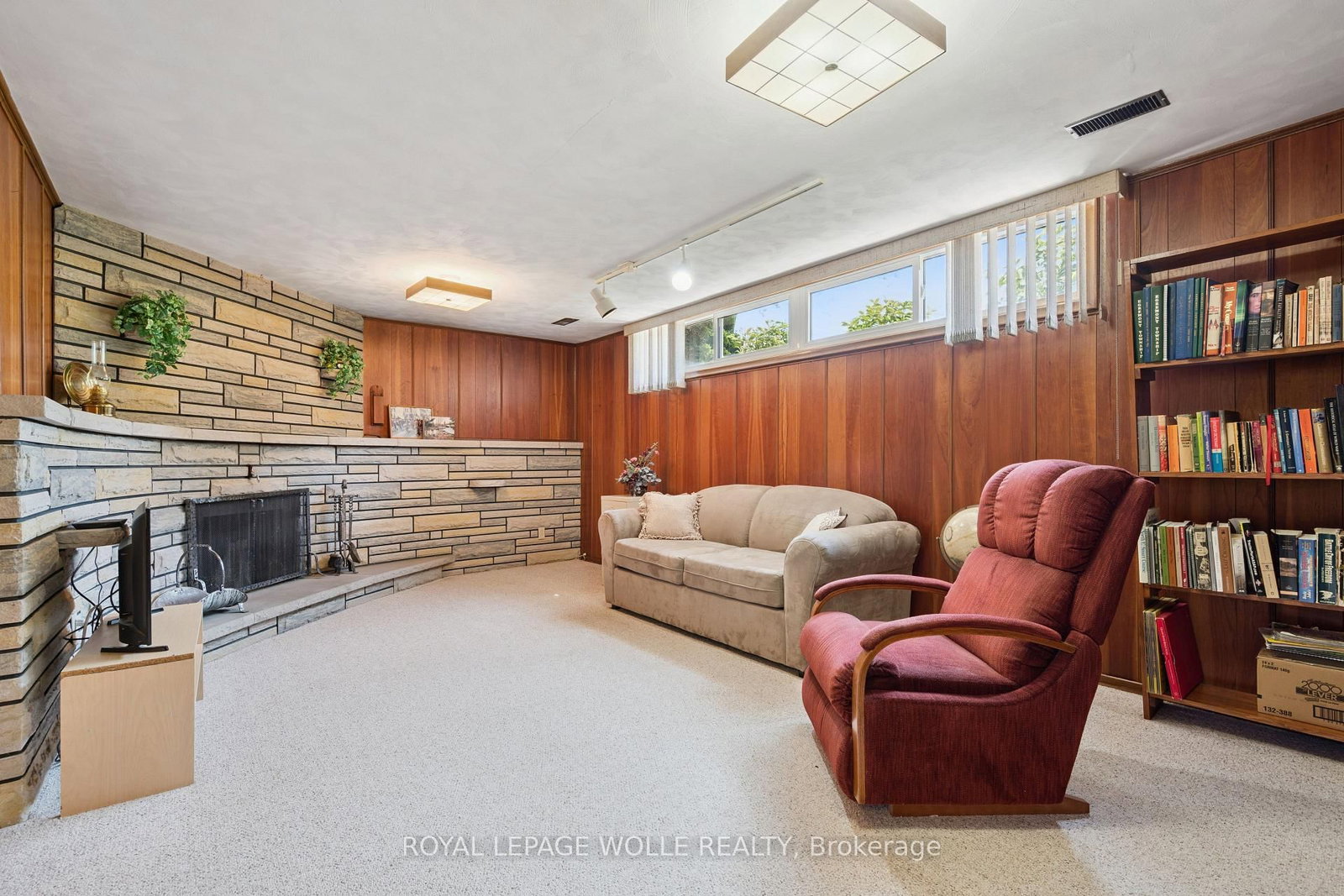 18 Strathcona Crescent • Kitchener, ON photo 25