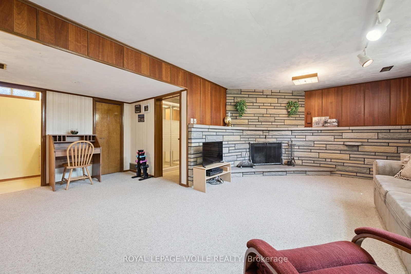 18 Strathcona Crescent • Kitchener, ON photo 26