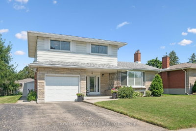 18 Strathcona Crescent • Kitchener, ON photo 3