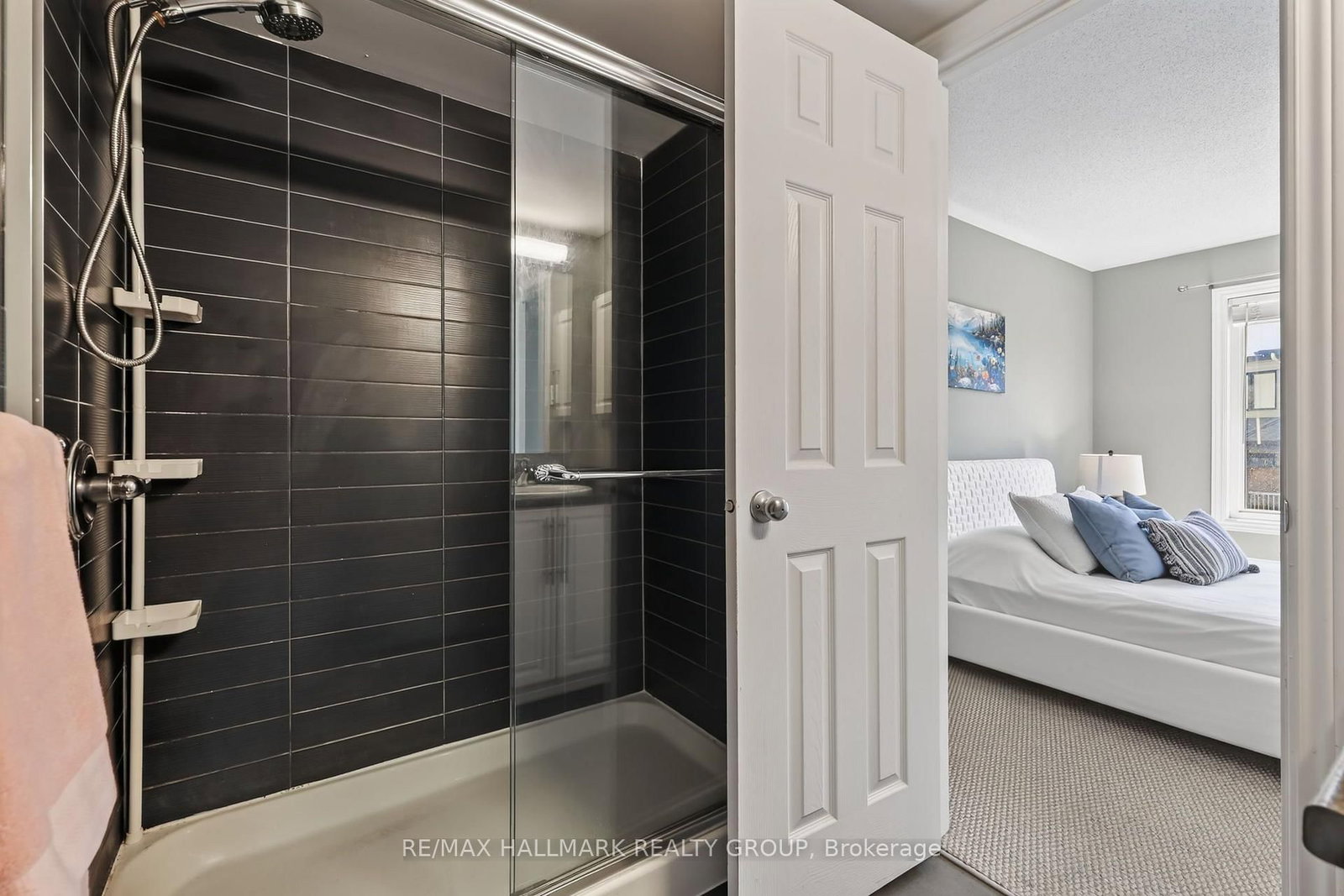 62 Argent Private • Ottawa, ON photo 20