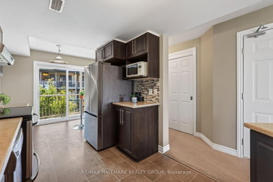 62 Argent Private • Ottawa, ON photo 6