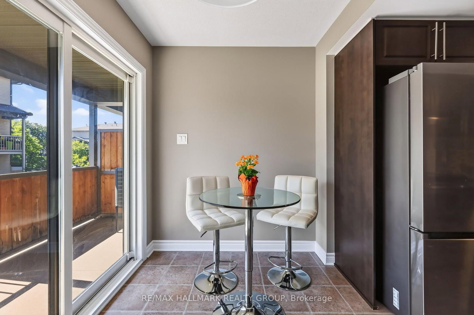 62 Argent Private • Ottawa, ON photo 8