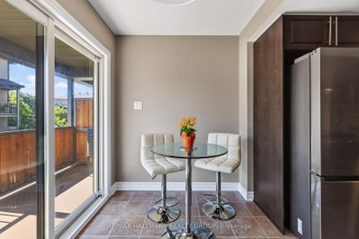 62 Argent Private • Ottawa, ON photo 8