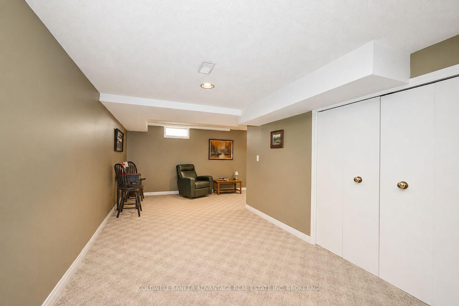 28 Dixon Crescent • Welland, ON photo 19