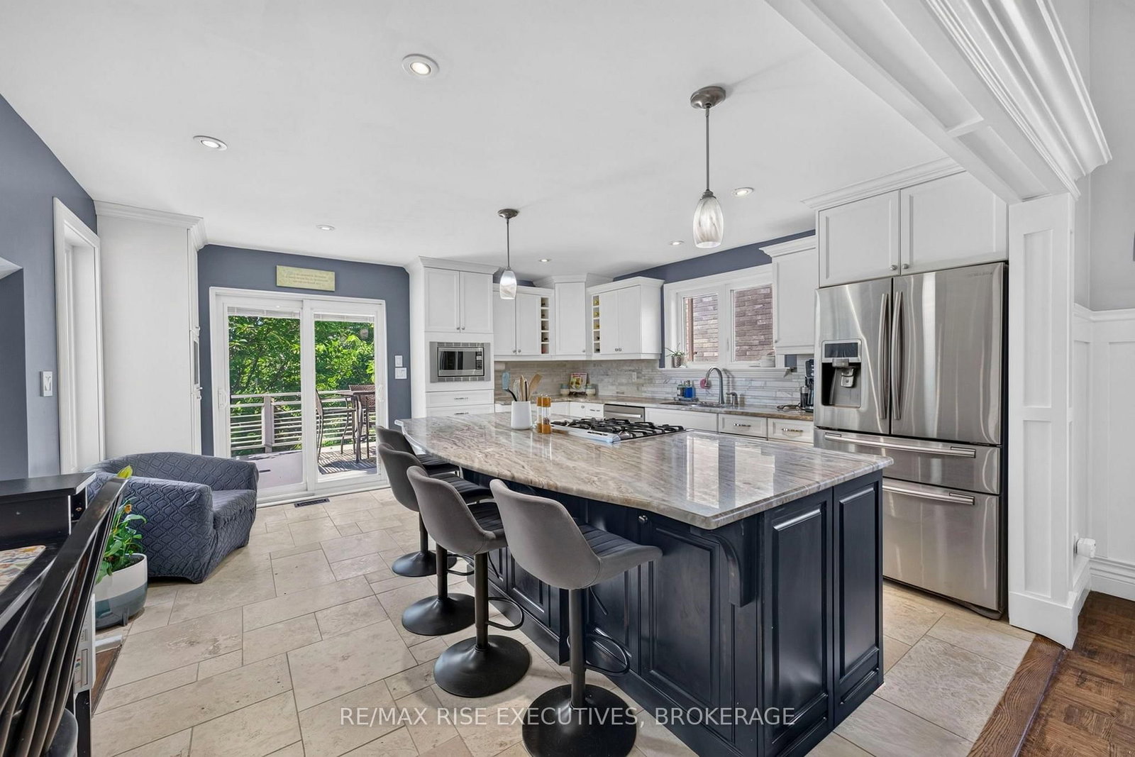 611 Rivermeade Avenue • Kingston, ON photo 11
