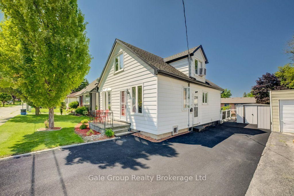 20 Dover Street • Woodstock, ON photo 5