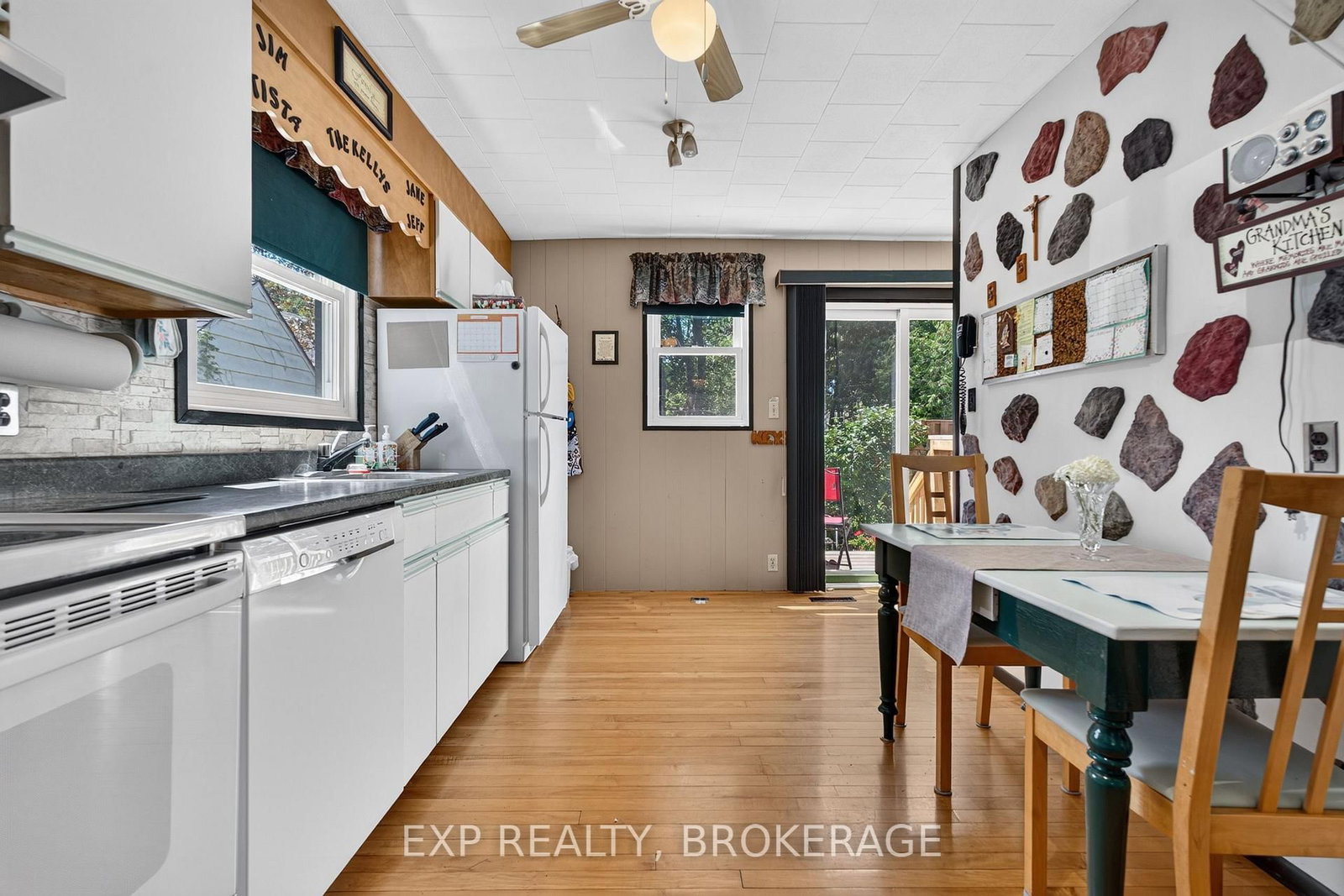 100 REGENT Street • Kingston, ON photo 12