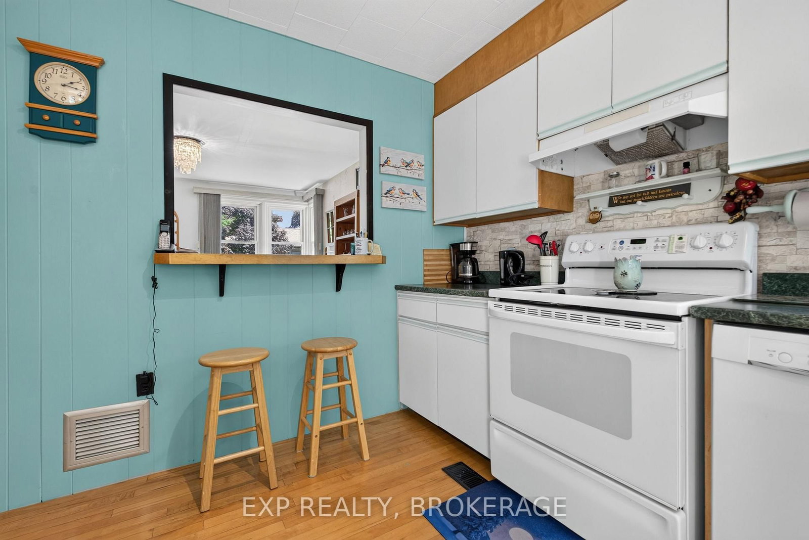 100 REGENT Street • Kingston, ON photo 15