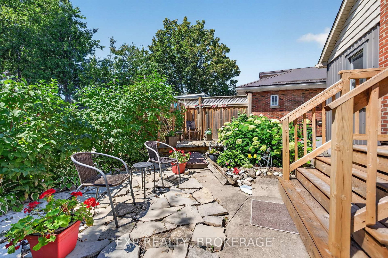 100 REGENT Street • Kingston, ON photo 29