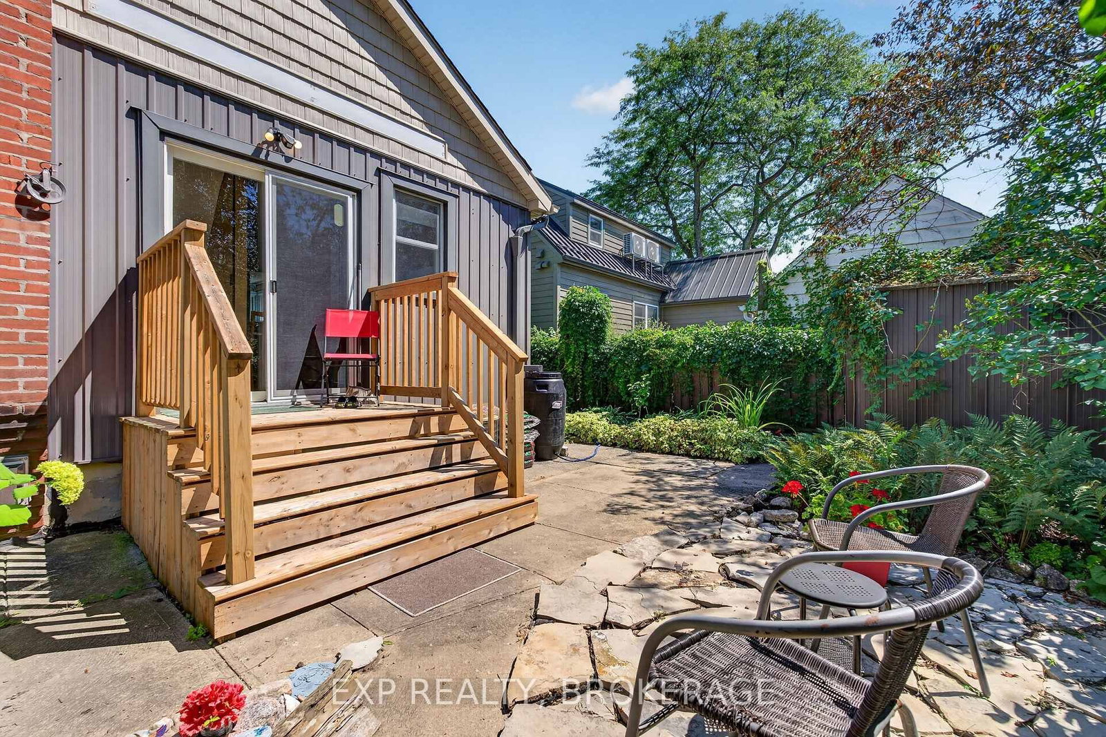 100 REGENT Street • Kingston, ON photo 34