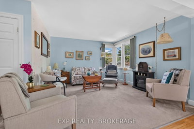 100 REGENT Street • Kingston, ON photo 6