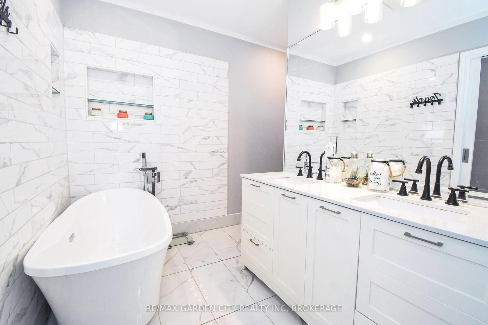 91 Crescent Drive • Welland, ON photo 12