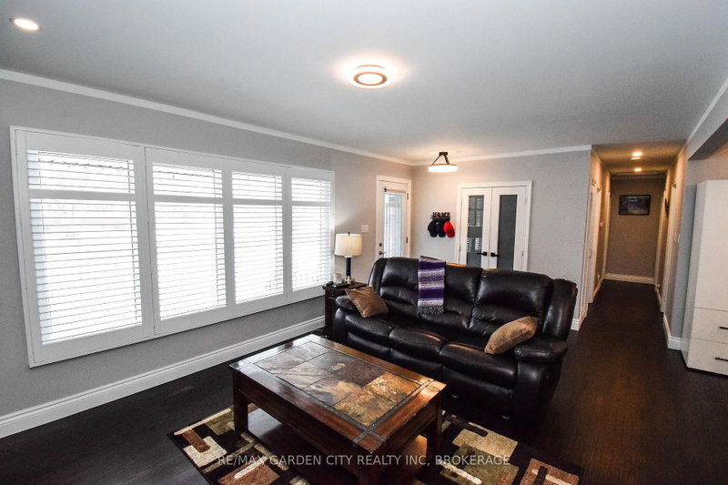 91 Crescent Drive