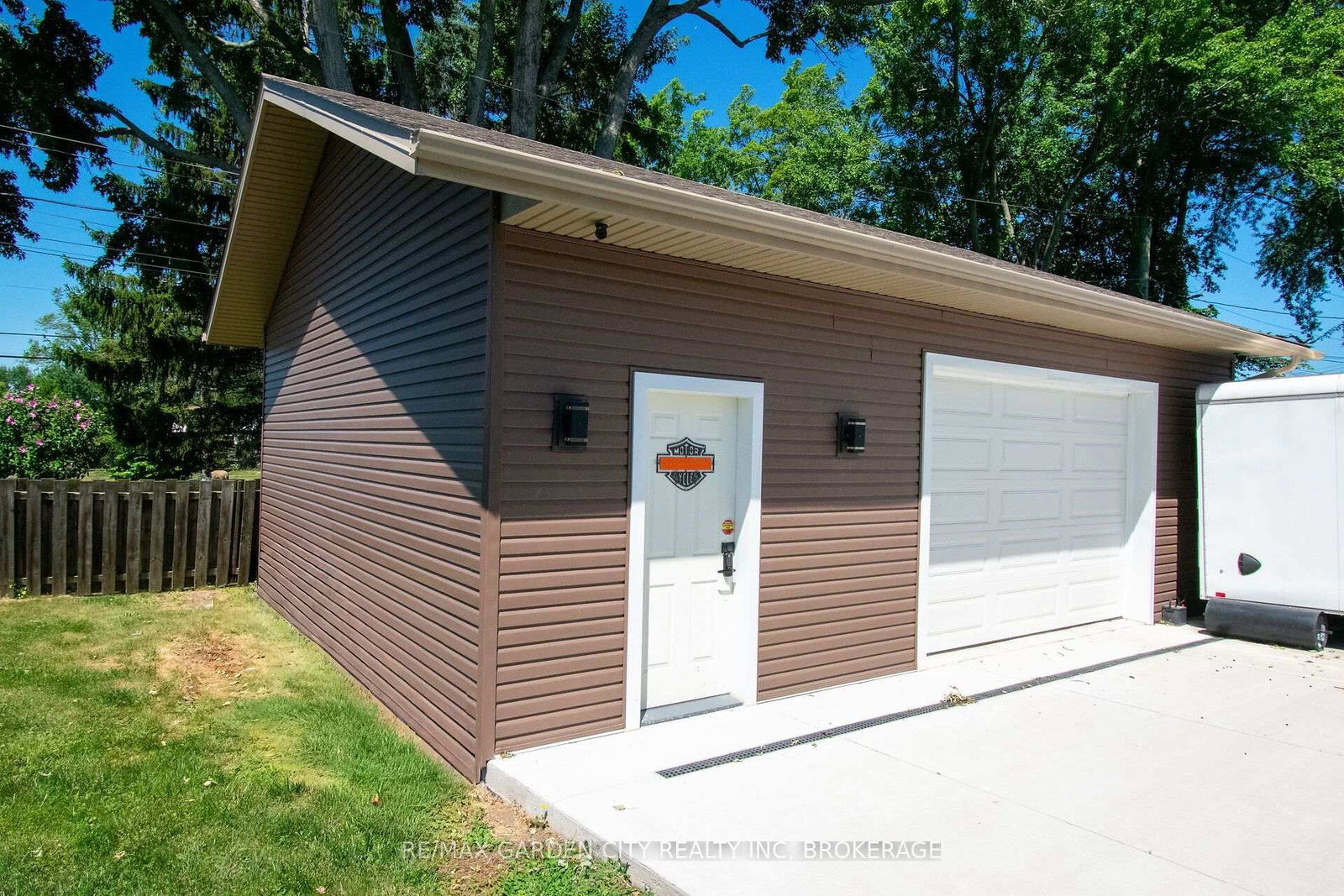 91 Crescent Drive • Welland, ON photo 36