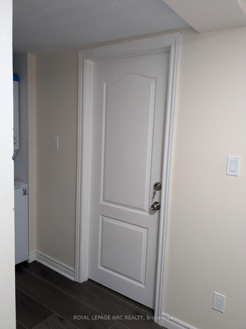 Lower - 187 Neff Street