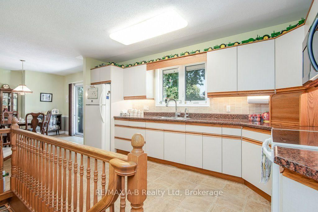 174 Neal Avenue • Stratford, ON photo 22