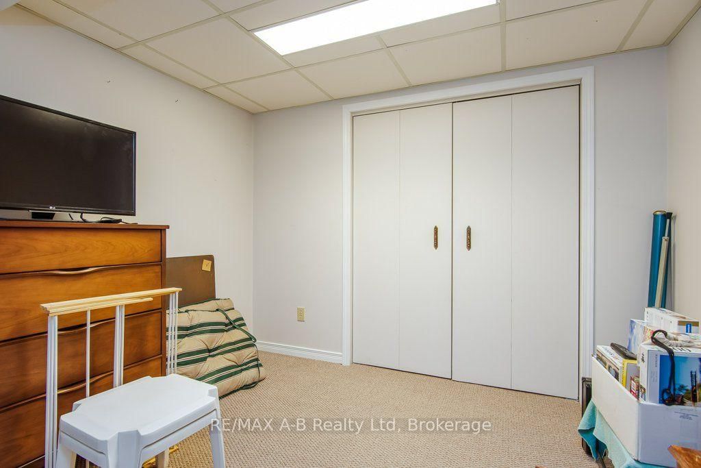 174 Neal Avenue • Stratford, ON photo 47