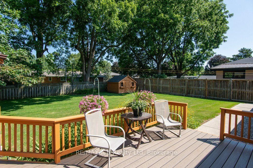 174 Neal Avenue • Stratford, ON photo 9